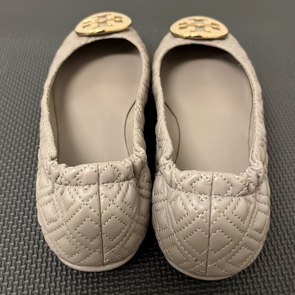 Tory Burch Mini Travel Quilted Ballet Flats - Picture 6 of 6